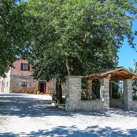 Casa di campagna La Caputa Urbania